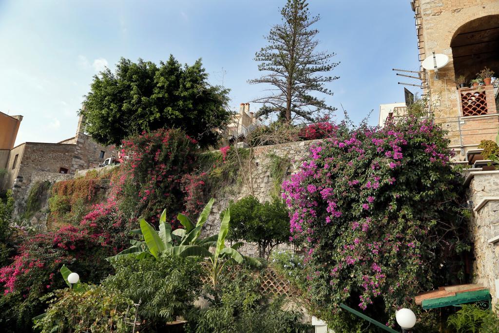 Casa Costa * Taormina